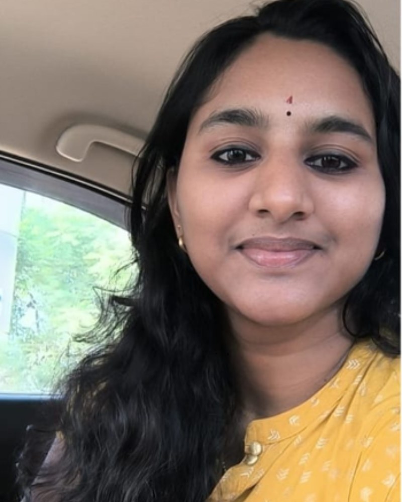 Profile photo of Dhivya Dharshini C